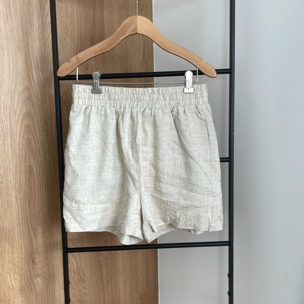 Crescent Linen shorts - Beige
